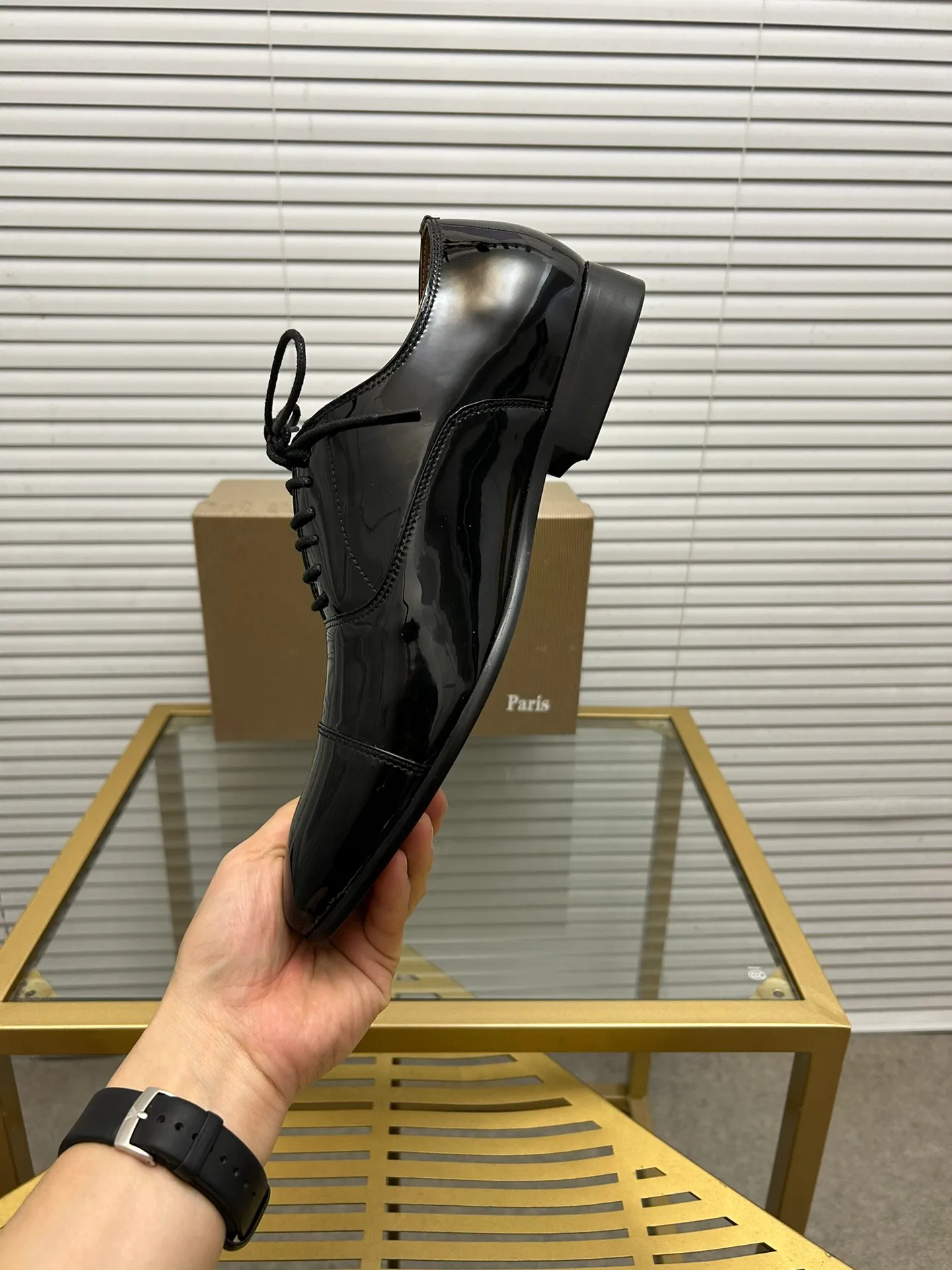 (Customized model) Ex-factory price is 500. christian louboutin (CL red sole shoes) counter series, casual sneakers for couples 📢 📢 📢 Exclusive hot style release 🎈🎈💪 Movable latex feet 👻 Finished outsole line [Proud] 😝Female 35-40# Male 38#-46, global supply😝 [Top version]: Original imported genuine leather upper, top original leather lining, original molded TPU outsole, original 1:1 detail processing, original shoe last,